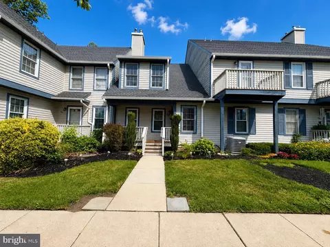728 Westfield Dr, Cinnaminson, NJ 08077