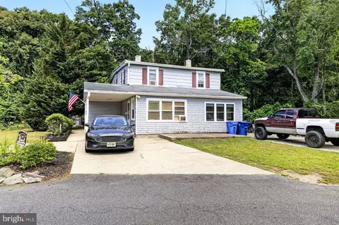 402-404 Washington, Hainesport, NJ 08036