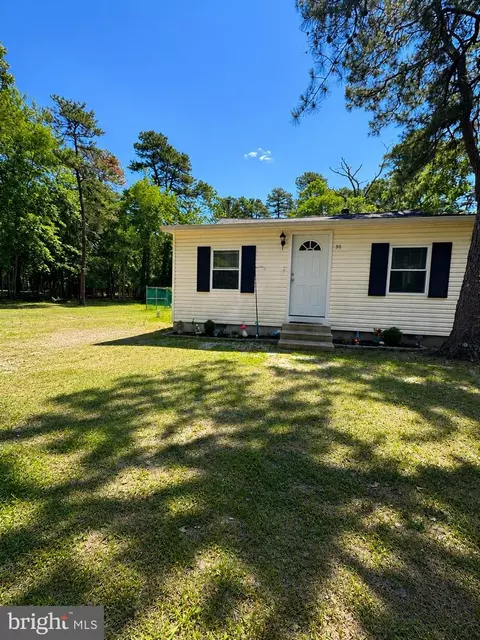 30 Palmetto Ave, Browns Mills, NJ 08015
