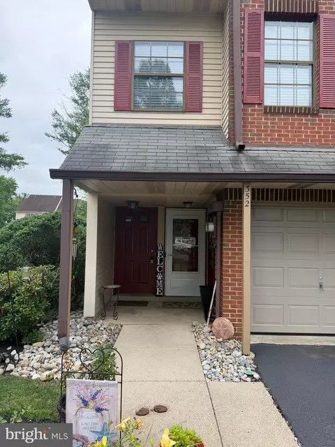 352 B Willow Turn Turn, Mount Laurel, NJ 08054