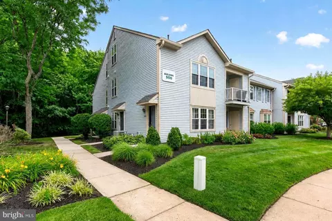 501 A Harwood Ct, Mount Laurel, NJ 08054