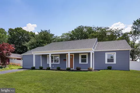 45 Toledo Ln, Willingboro, NJ 08046