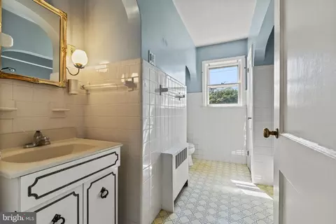 Bath - 17 Mount Laurel Rd, Mount Laurel, NJ 08054 photo 1 of 2