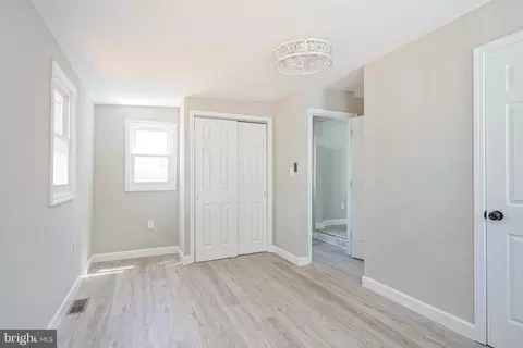 Entry Way - 67 Webster St, Riverside, NJ 08075 photo 3 of 7