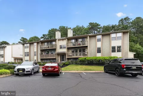 42 Cranberry Ct, Evesham, NJ 08053