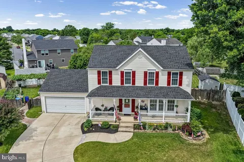 11 Sweetgum Ct, Marlton, NJ 08053