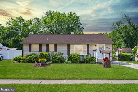51 Nassau Rd, Lumberton, NJ 08048