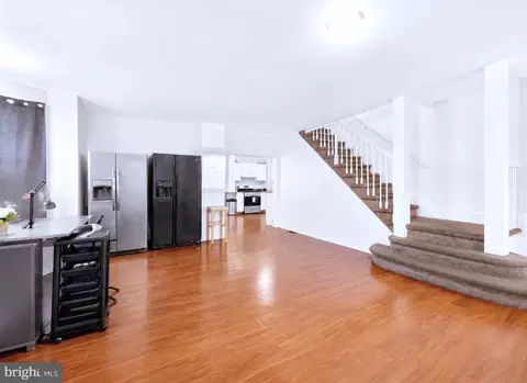 Entry Way - 38 E Hancock St, Riverside, NJ 08075 photo 2 of 4