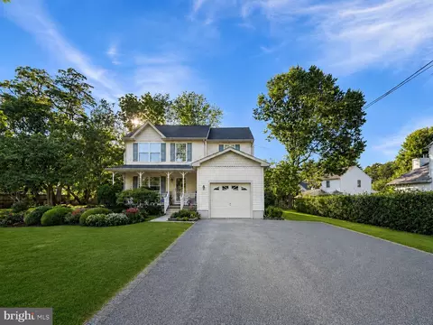 1605 Washington St, Hainesport, NJ 08036