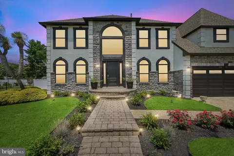 2206 Derby, Cinnaminson, NJ 08077