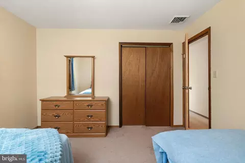 Bedroom - 6 Eleanor Dr, Wrightstown, NJ 08562 photo 5 of 5