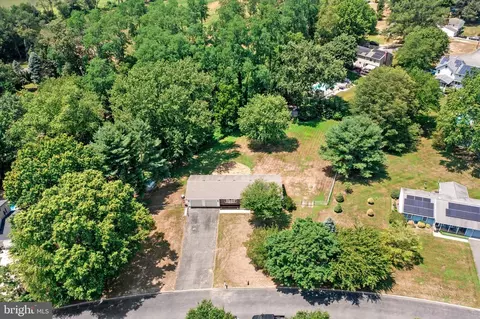 View/Area - 6 Eleanor Dr, Wrightstown, NJ 08562 photo 8 of 9