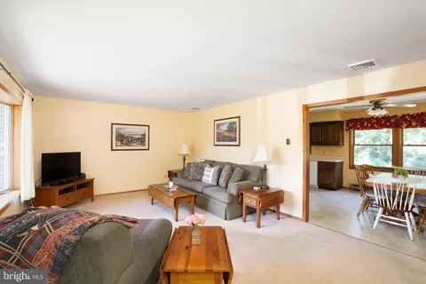 Other - 6 Eleanor Dr, Wrightstown, NJ 08562 photo 2 of 8