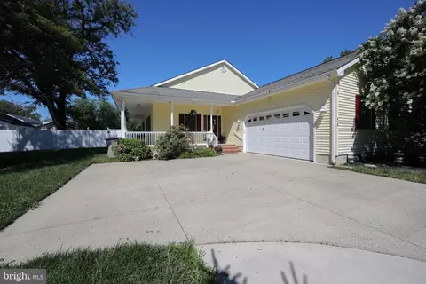 416 Stiles Ave, Maple Shade, NJ 08052