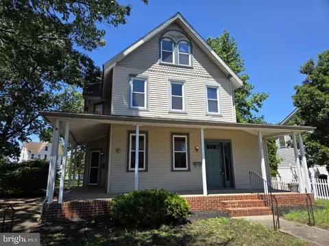 238 S Pavilion Ave, Riverside, NJ 08075