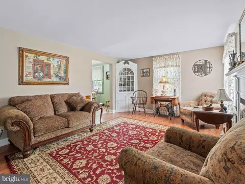 Living - 52 Devon Rd, Mount Holly, NJ 08060 photo 2 of 3