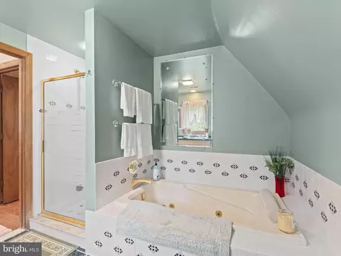 Bath - 52 Devon Rd, Mount Holly, NJ 08060 photo 4 of 5