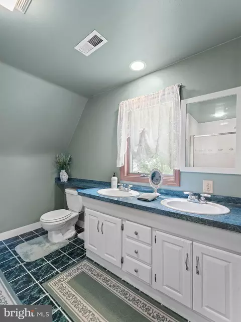 Bath - 52 Devon Rd, Mount Holly, NJ 08060 photo 5 of 5