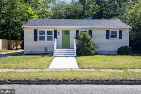 507 Berkeley Dr, Browns Mills, NJ 08015