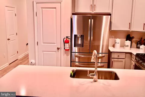 Kitchen - 60 Nelsons Way, Westampton, NJ 08060 photo 3 of 3