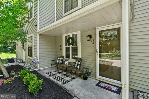 251 A Everly Ct, Mount Laurel, NJ 08054
