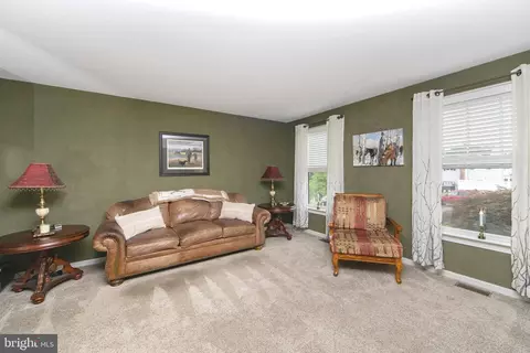 Living - 101 Handler Dr, Burlington, NJ 08016 photo 1 of 4