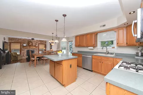 Kitchen - 101 Handler Dr, Burlington, NJ 08016 photo 1 of 4