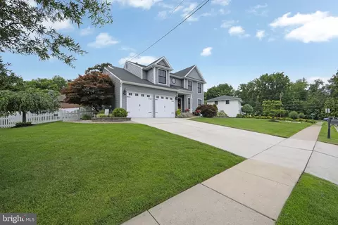 Exterior - 101 Handler Dr, Burlington, NJ 08016 photo 4 of 12