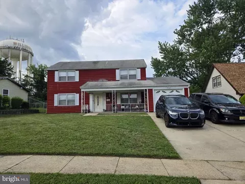 9 Hornblende Ln, Willingboro, NJ 08046