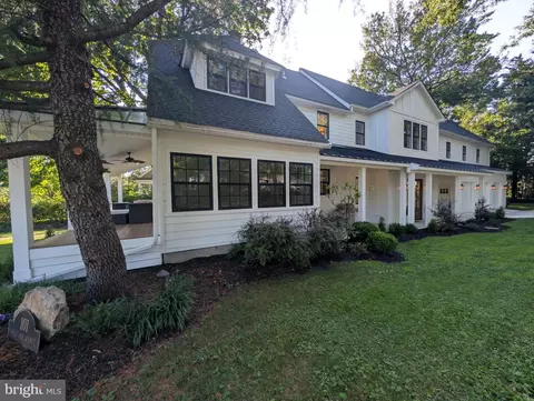 101 W Oak Ave, Moorestown, NJ 08057