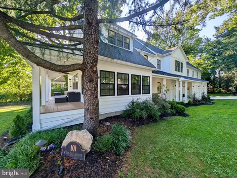 101 W Oak Ave, Moorestown, NJ 08057