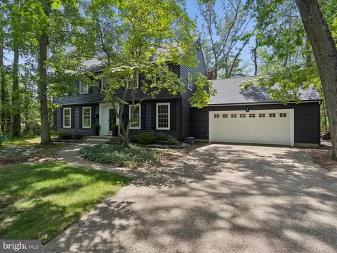 376 Tavistock Dr, Medford, NJ 08055