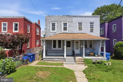 652 Manor Rd, Beverly, NJ 08010