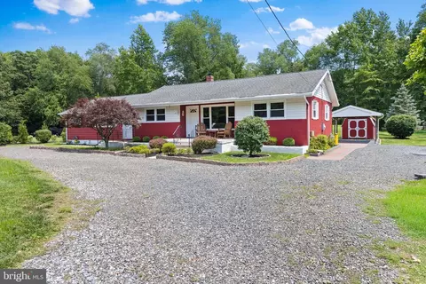 28 Skeet Rd, Medford, NJ 08055