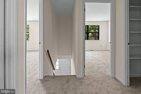 Entry Way - 222 Shady Ln, Marlton, NJ 08053 photo 7 of 9