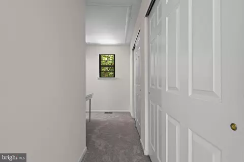 Entry Way - 222 Shady Ln, Marlton, NJ 08053 photo 8 of 9