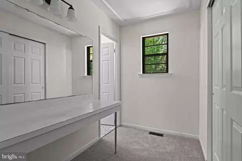 Entry Way - 222 Shady Ln, Marlton, NJ 08053 photo 9 of 9