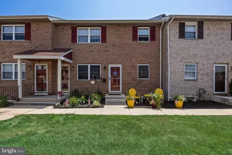 24 Eaves Mill Rd, Medford, NJ 08055