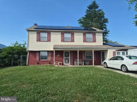 39 Middlebury Ln, Willingboro, NJ 08046