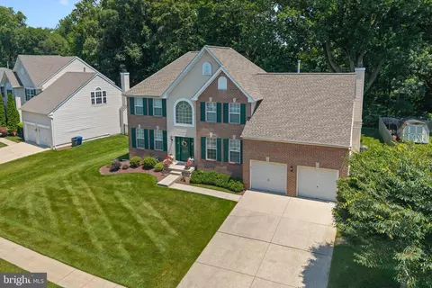 51 Creekwood Dr, Bordentown, NJ 08505