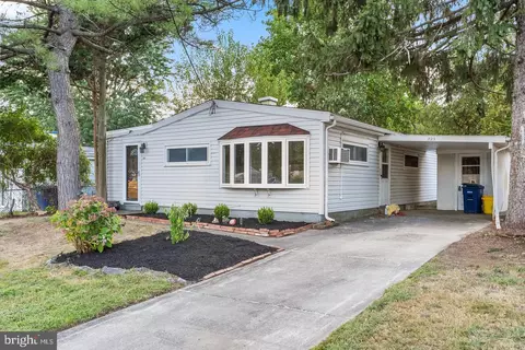 Exterior - 223 Ruth Ave, Maple Shade, NJ 08052 photo 1 of 2