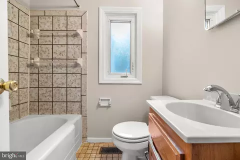 Bath - 223 Ruth Ave, Maple Shade, NJ 08052 photo 1 of 1