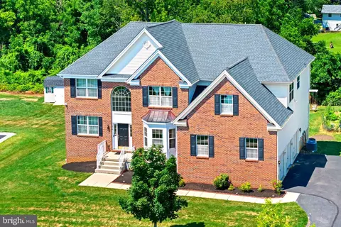 316 Crescent Dr, Bordentown, NJ 08505