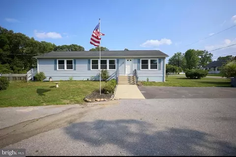 111 N Hunterdon Ave, Mount Holly, NJ 08060