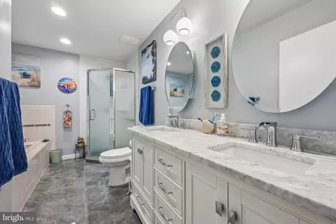 Bath - 16 Merion Rd, Evesham, NJ 08053 photo 3 of 4