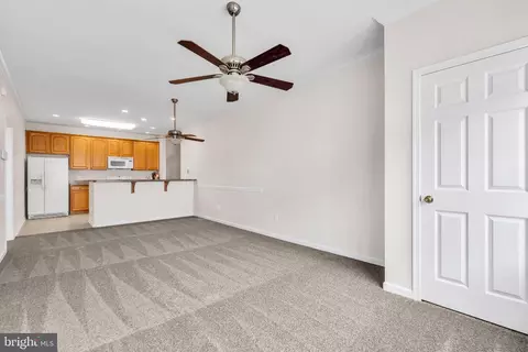 Living - 25 Charles Cir, Delanco, NJ 08075 photo 1 of 5