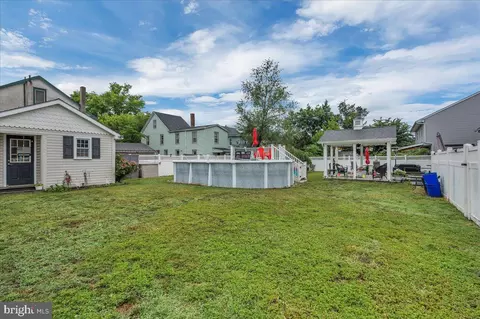 Exterior - 130 E Hancock St, Riverside, NJ 08075 photo 5 of 8