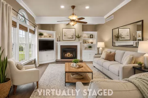 Living - 130 E Hancock St, Riverside, NJ 08075 photo 2 of 3