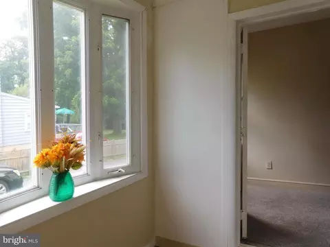 Entry Way - 83 E 2nd St E, Moorestown, NJ 08057 photo 5 of 9