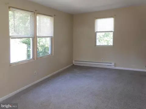 Living - 83 E 2nd St E, Moorestown, NJ 08057 photo 2 of 8